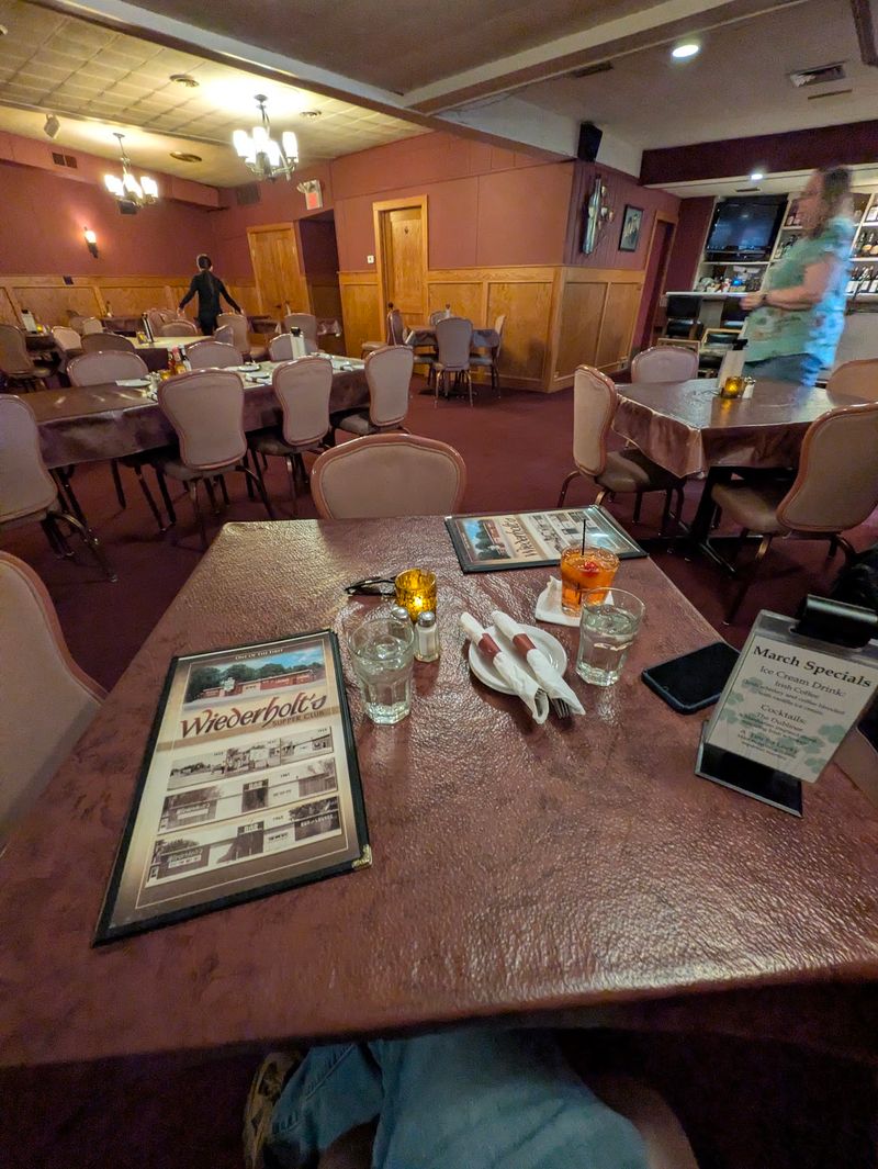 The Classic Supper Club Atmosphere
