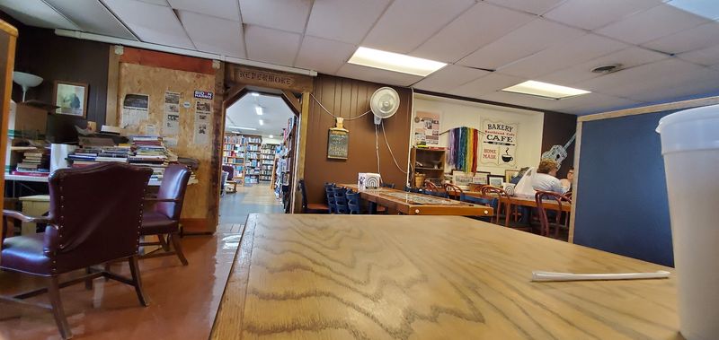 The Cozy Cafe Tucked Alongside the Stacks The Cozy Cafe Tucked Alongside the Stacks