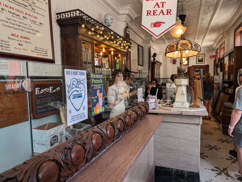 The Fizzy Magic of the Soda Fountain Counter The Fizzy Magic of the Soda Fountain Counter