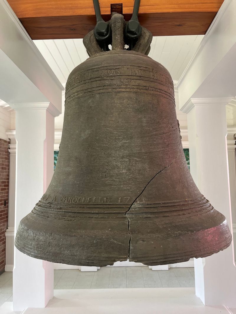 The French King Who Sent a Bell Across the Ocean The French King Who Sent a Bell Across the Ocean