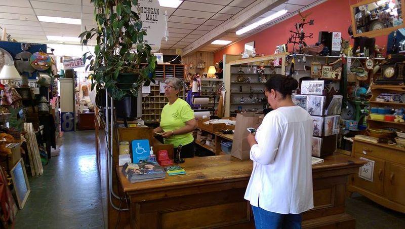 The Friendly Staff and the Perks That Make Shopping Comfortable The Friendly Staff and the Perks That Make Shopping Comfortable