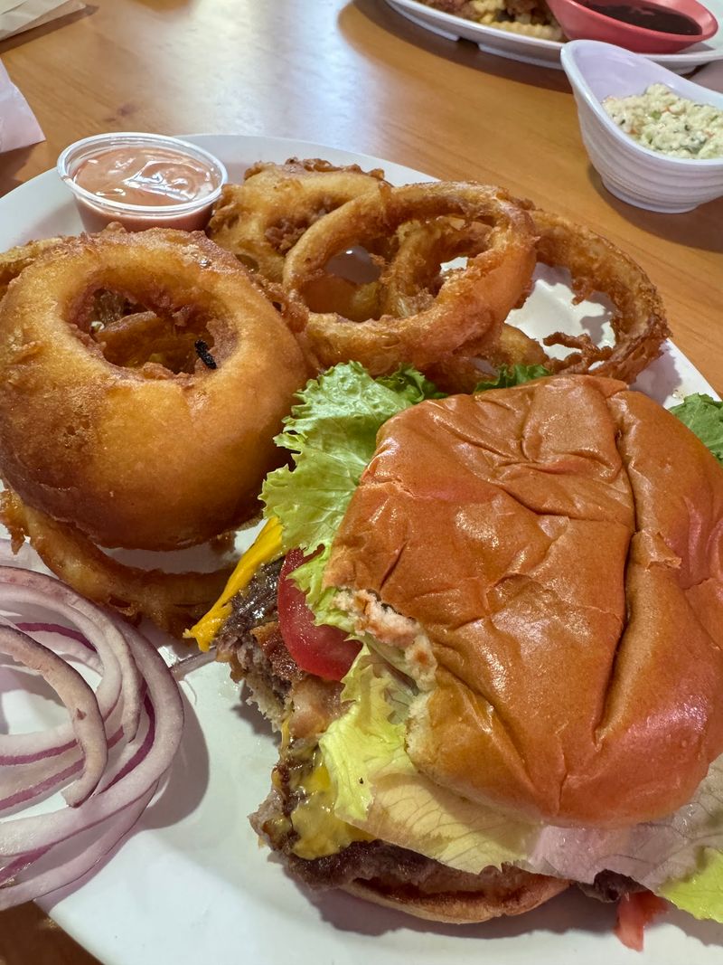 The Fry Sampler and Appetizer Options That Steal the Show The Fry Sampler and Appetizer Options That Steal the Show