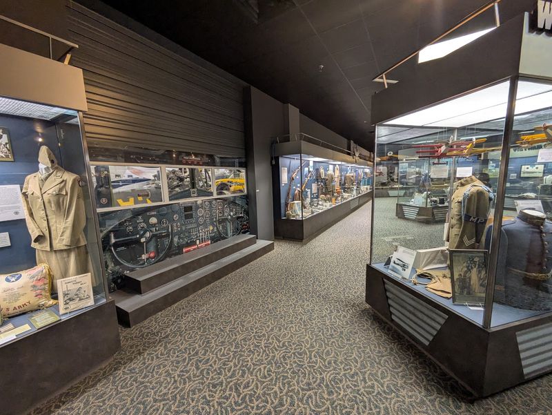 The Gallery Before the Hangar