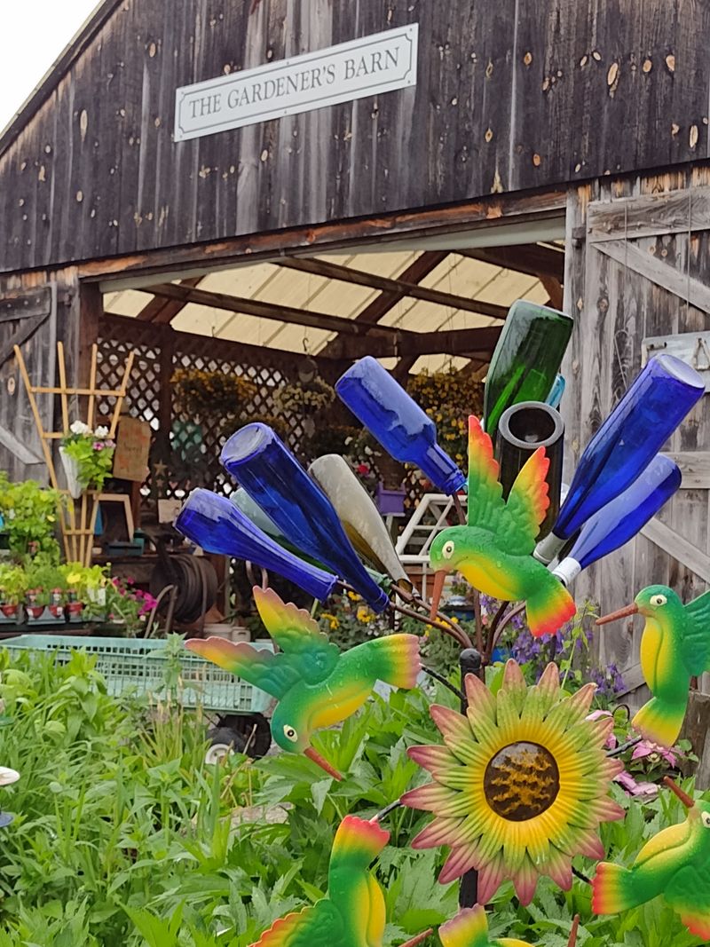 The Gardener's Barn Where Holly Kimball Works Her Magic The Gardener's Barn Where Holly Kimball Works Her Magic
