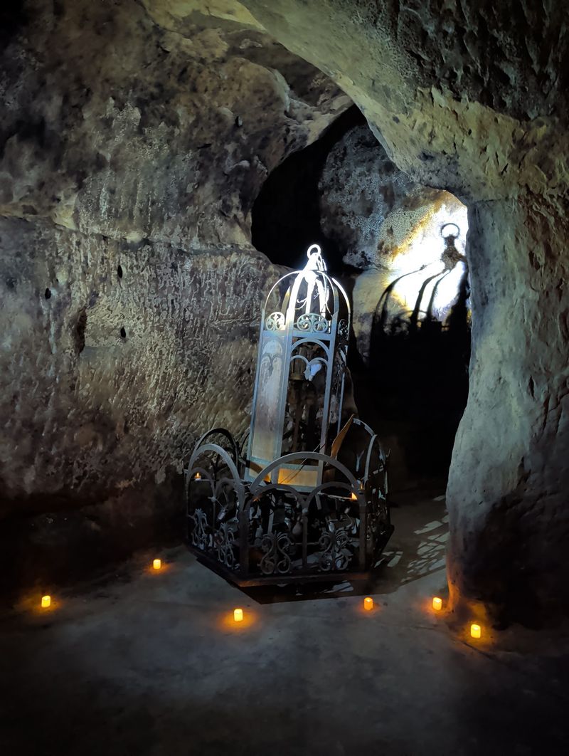 The Ghost Tours That Fill Up Faster Than You Expect The Ghost Tours That Fill Up Faster Than You Expect