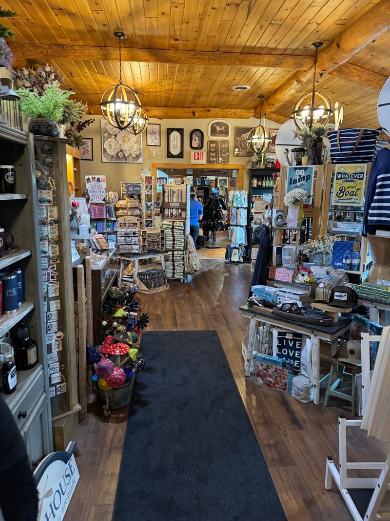 The Gift Shop That Earns Its Own Mention The Gift Shop That Earns Its Own Mention