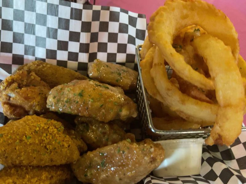 The Green Hatch Chile Wings Everybody Talks About The Green Hatch Chile Wings Everybody Talks About