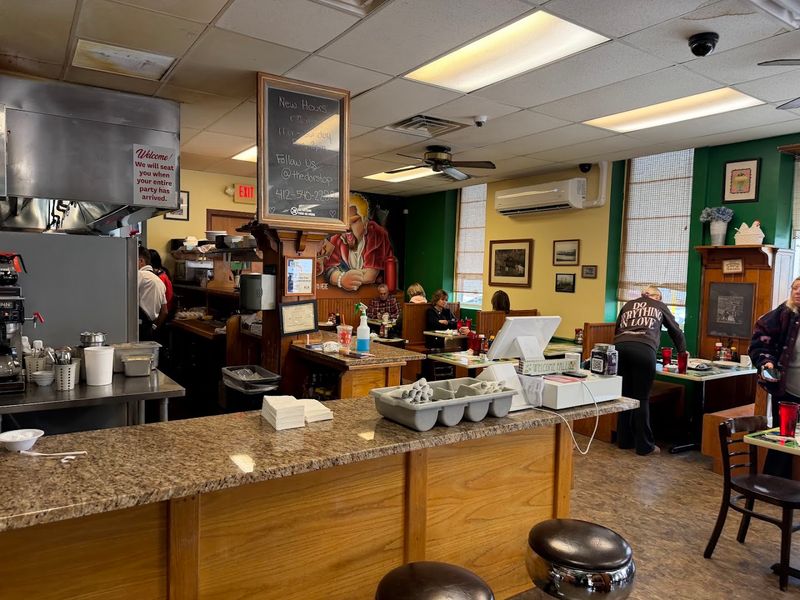 The Heart of Dormont: A Neighborhood Gathering Spot
