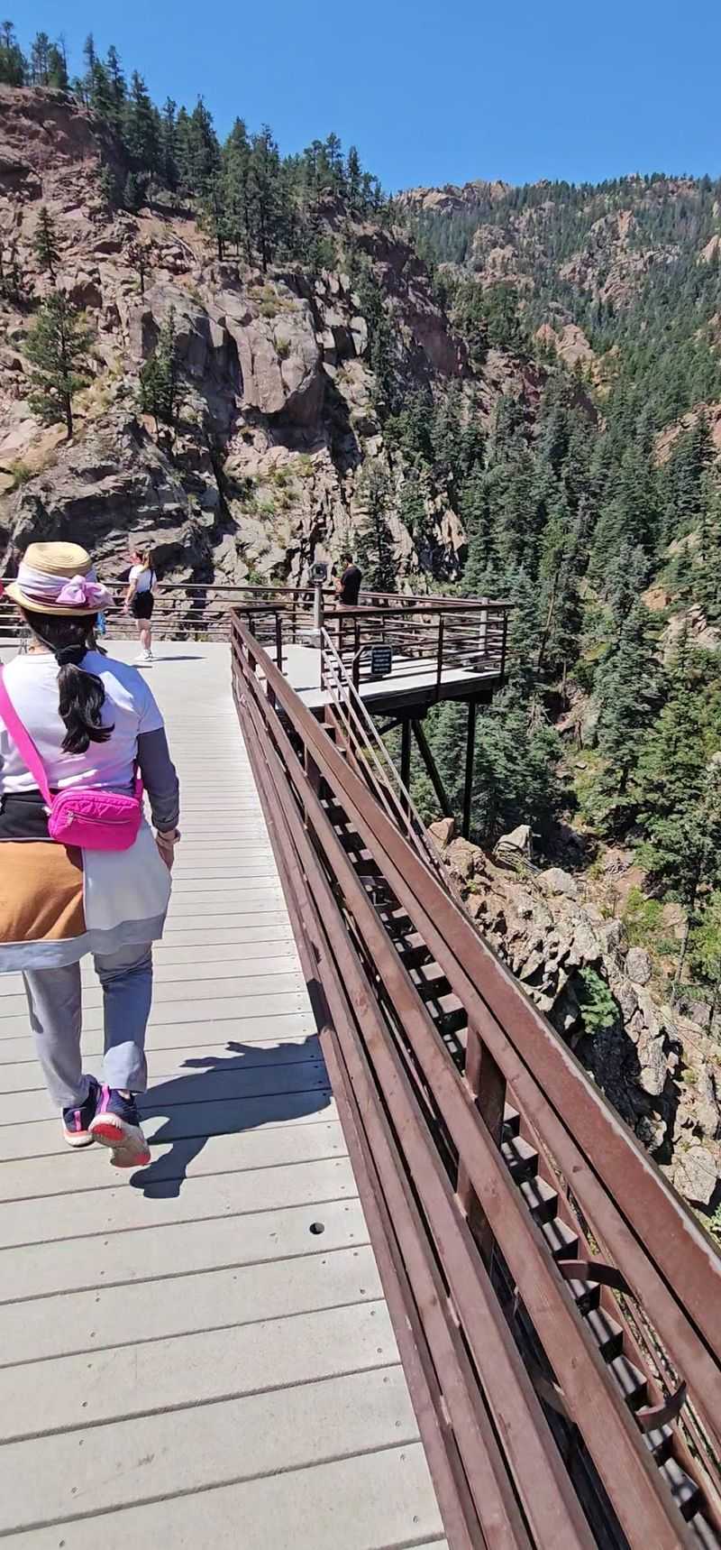 The Hiking Trails Above the Falls