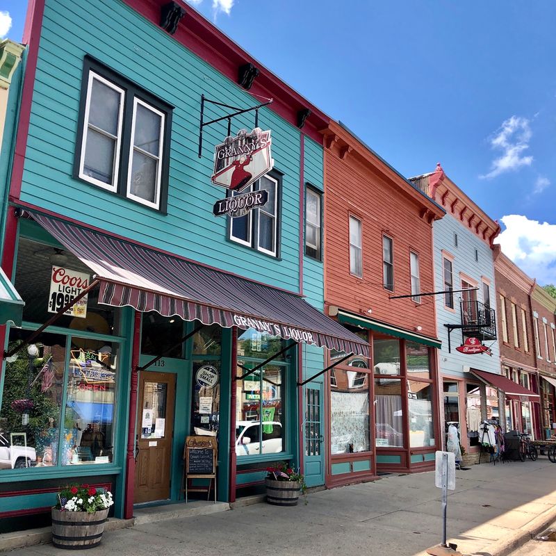 The Historic Downtown and Its Preserved Architecture The Historic Downtown and Its Preserved Architecture