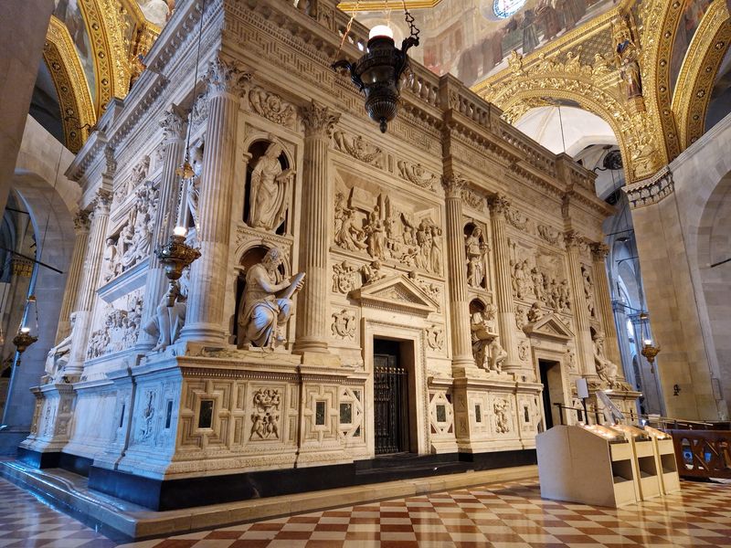 The Holy House of Loreto, Italy The Holy House of Loreto, Italy