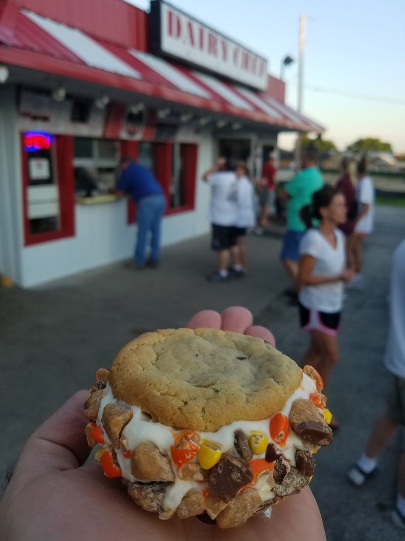 The Homemade Cookie Sandwich Phenomenon The Homemade Cookie Sandwich Phenomenon