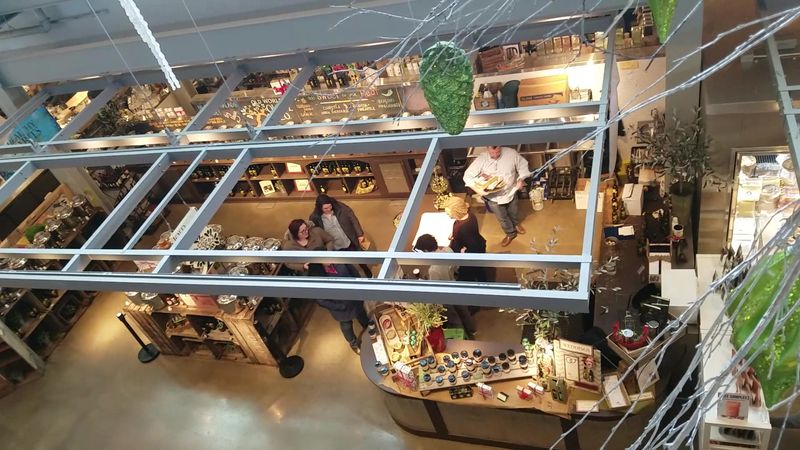 The Indoor Market Hall and Its Cast of 20-Plus Vendors The Indoor Market Hall and Its Cast of 20-Plus Vendors