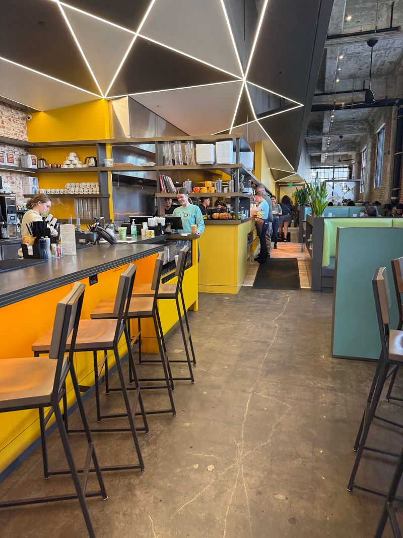 The Industrial-Chic Setting That Sets the Mood The Industrial-Chic Setting That Sets the Mood