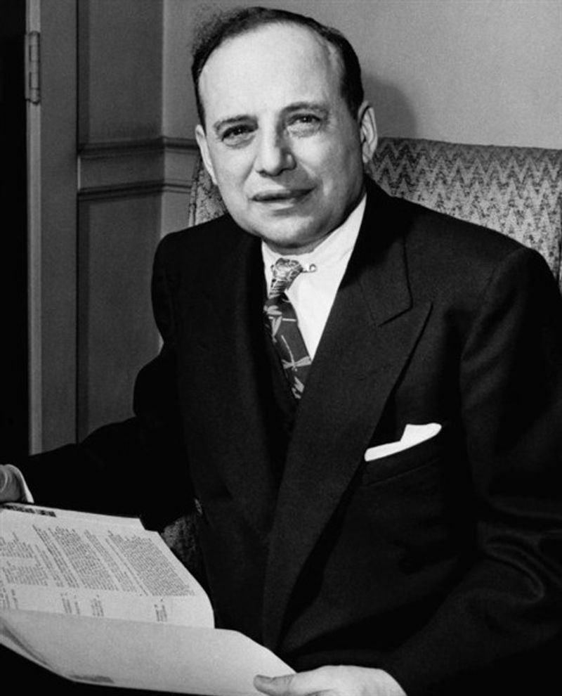 The Intelligent Investor by Benjamin Graham The Intelligent Investor by Benjamin Graham