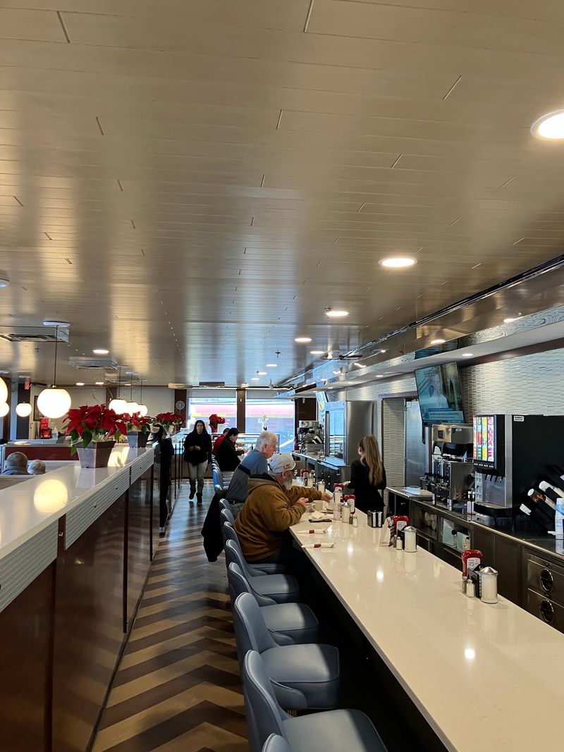 The Interior That Feels Like a Warm Welcome The Interior That Feels Like a Warm Welcome