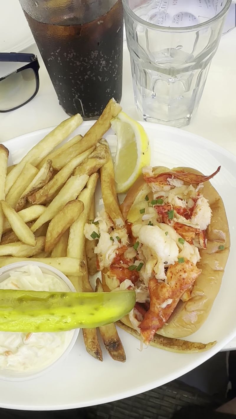 The Lobster Roll That Gives the Headline Its Hook The Lobster Roll That Gives the Headline Its Hook