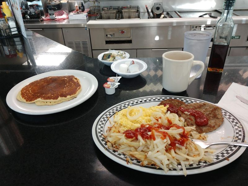 The Menu: Classic American Comfort, Any Hour You Want It The Menu: Classic American Comfort, Any Hour You Want It