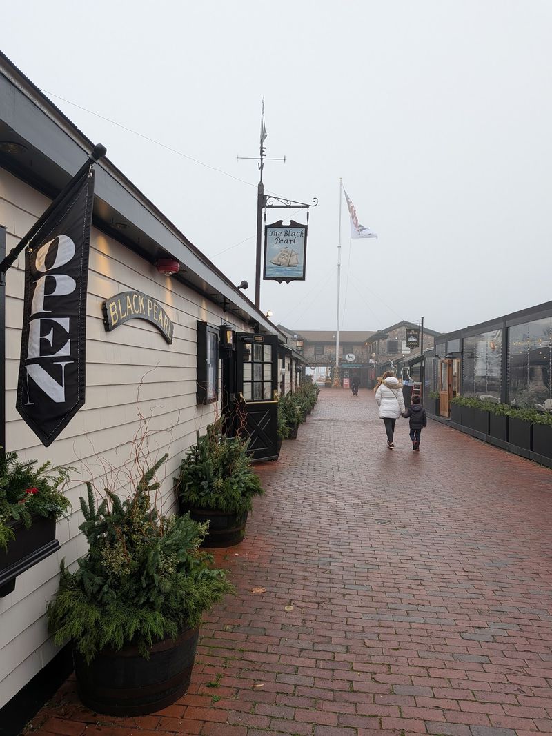 The Nautical Decor That Never Changed The Nautical Decor That Never Changed