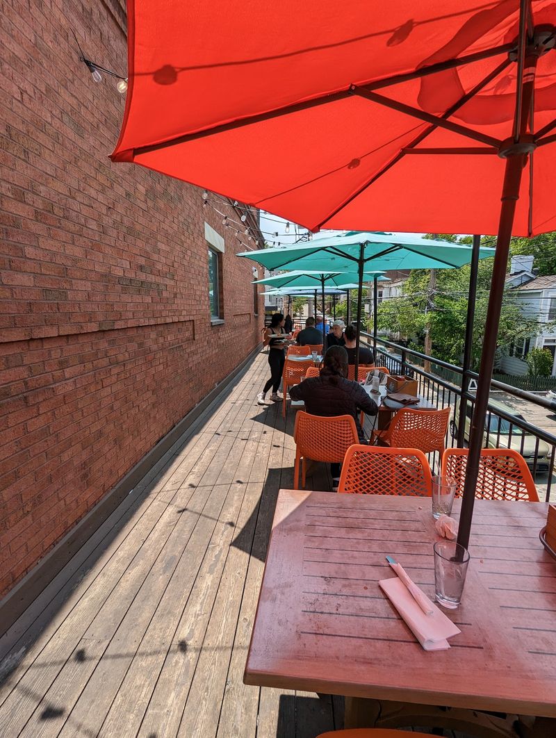 The Patio That Puts Shadyside on Full Display The Patio That Puts Shadyside on Full Display