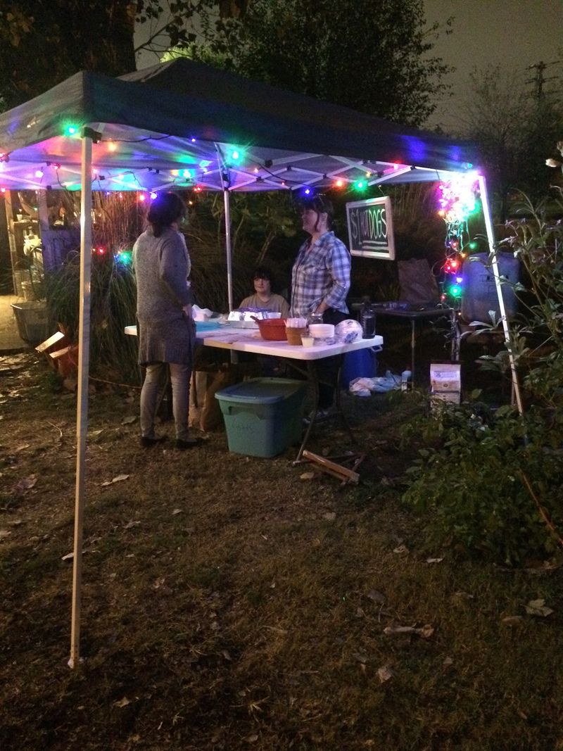 The Pay-What-You-Can Saturday Market