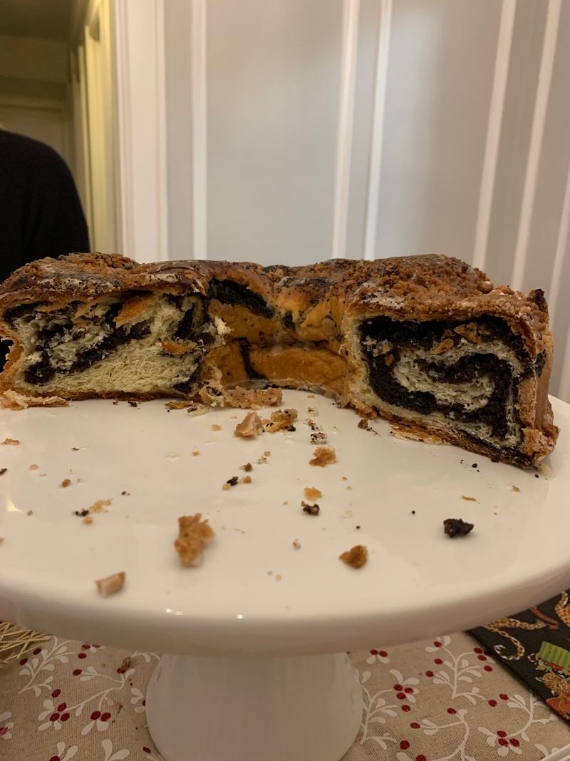 The Poppyseed Cake Worth Buying Whole The Poppyseed Cake Worth Buying Whole