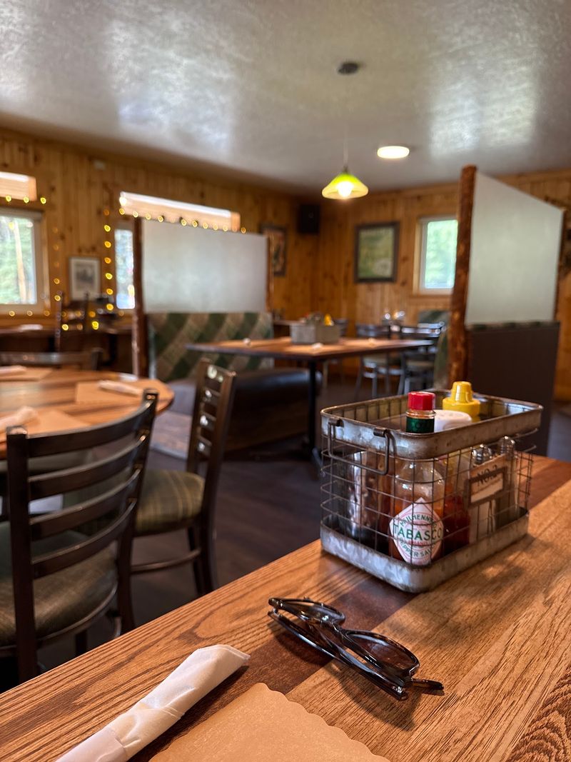 The Rustic Interior That Makes You Want To Stay Longer The Rustic Interior That Makes You Want To Stay Longer