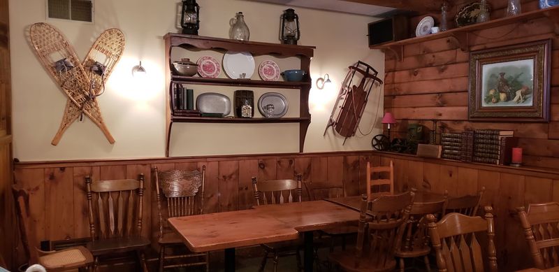 The Rustic Interior That Pulls You Right In The Rustic Interior That Pulls You Right In