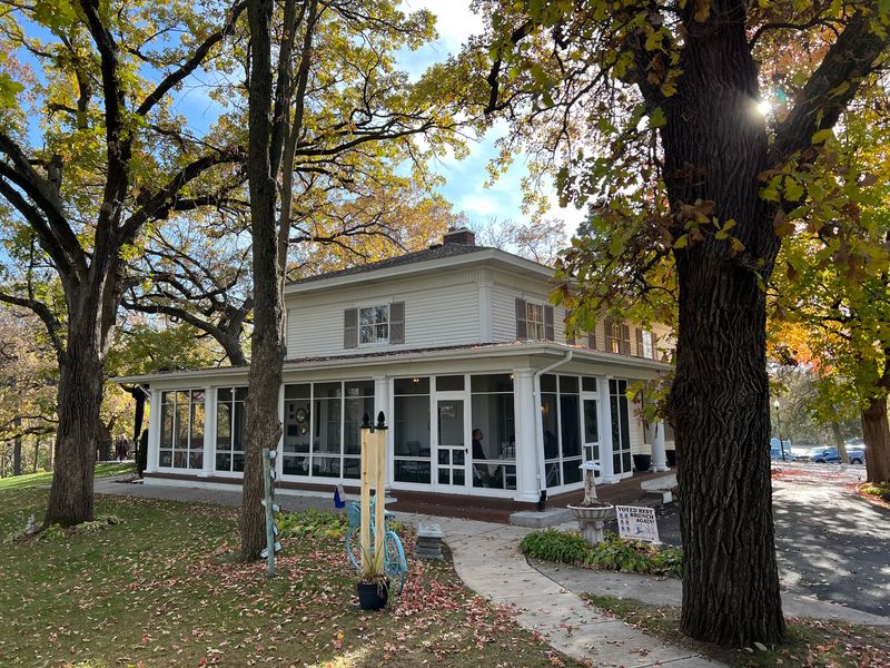 The Screened Porch and Outdoor Patio Seating