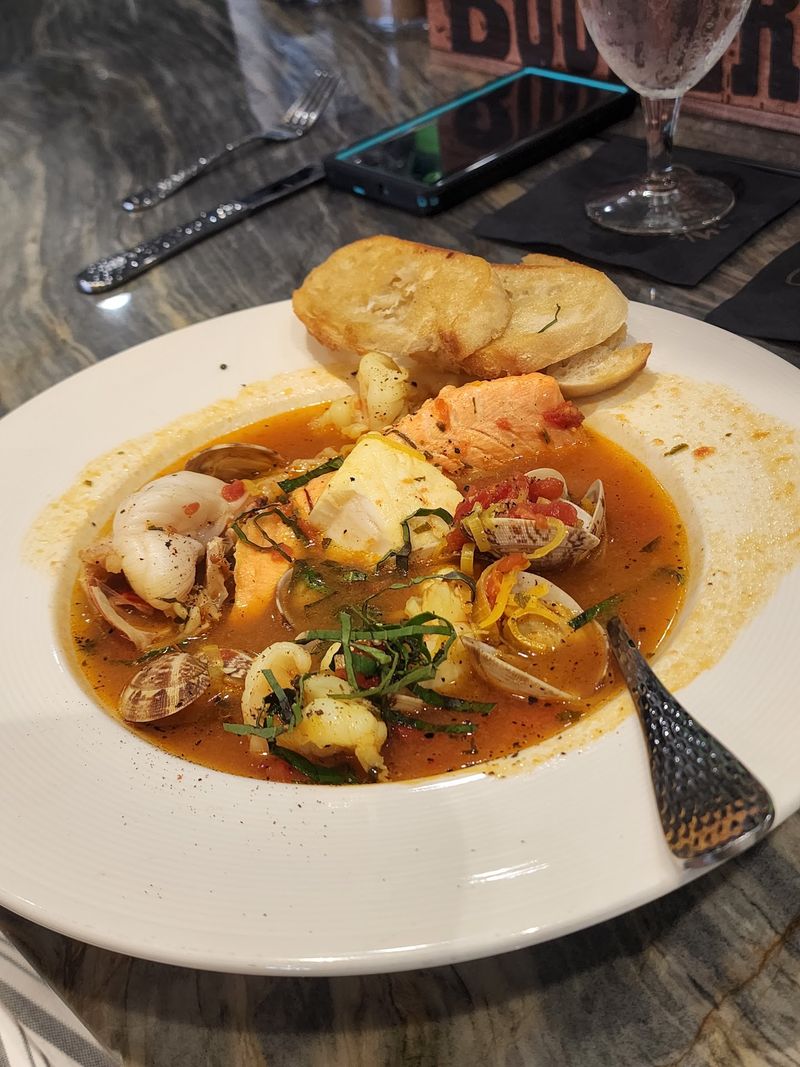 The Seafood That Keeps People Coming Back The Seafood That Keeps People Coming Back