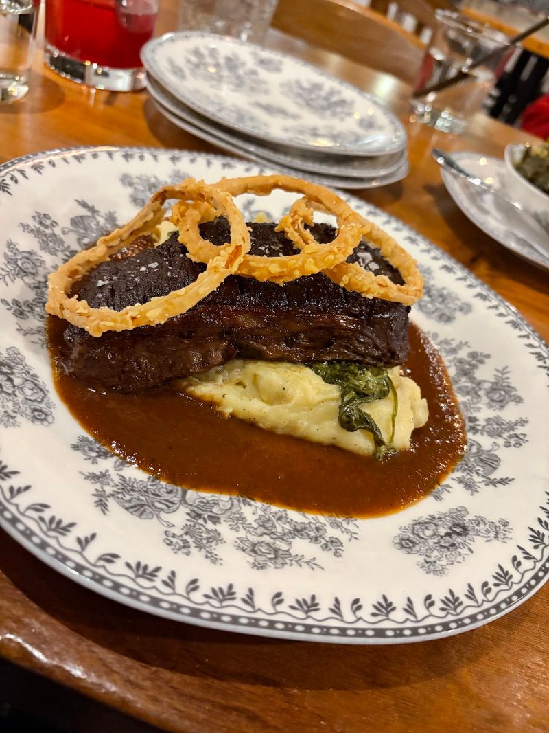The Short Rib That Keeps People Coming Back The Short Rib That Keeps People Coming Back