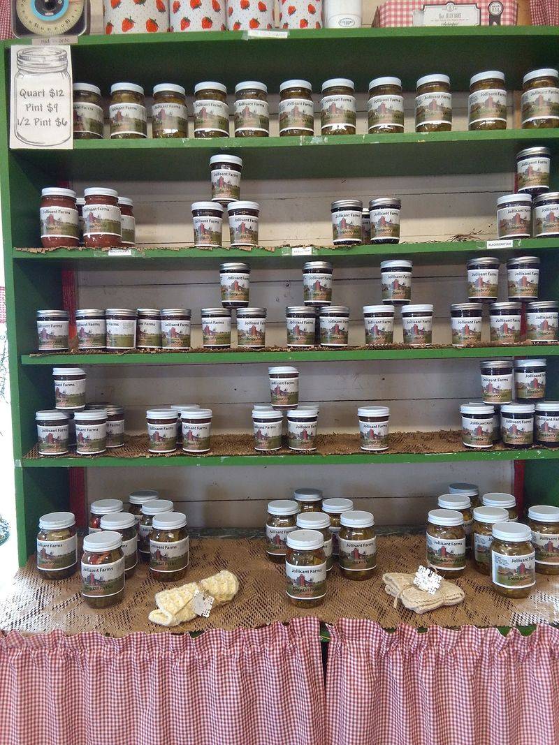 The Small but Charming Farm Store The Small but Charming Farm Store
