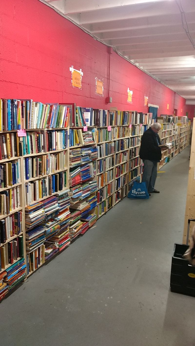 The Story Behind This Remarkable Free Bookshop The Story Behind This Remarkable Free Bookshop