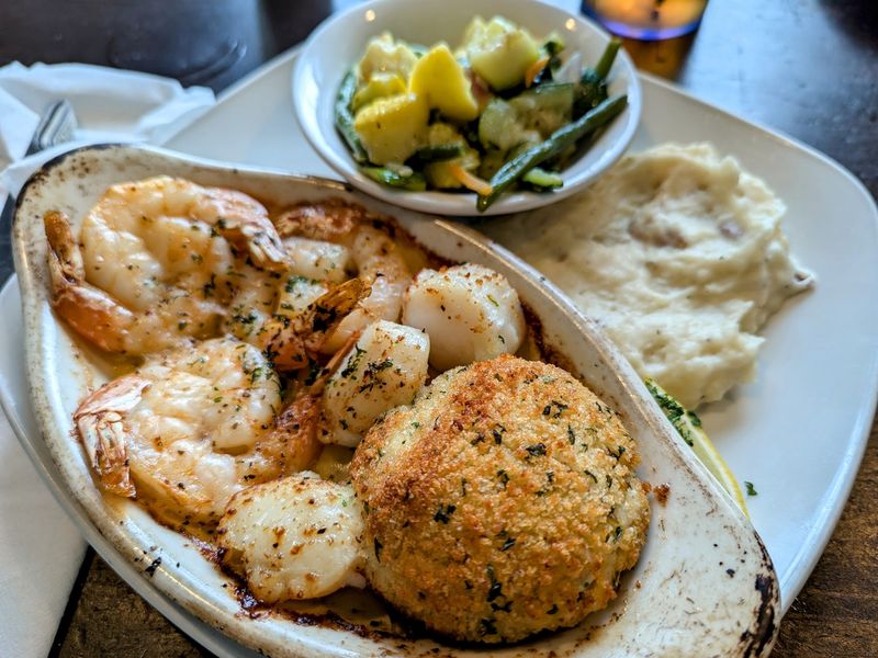 The Trawl Boat for Serious Seafood Fans The Trawl Boat for Serious Seafood Fans