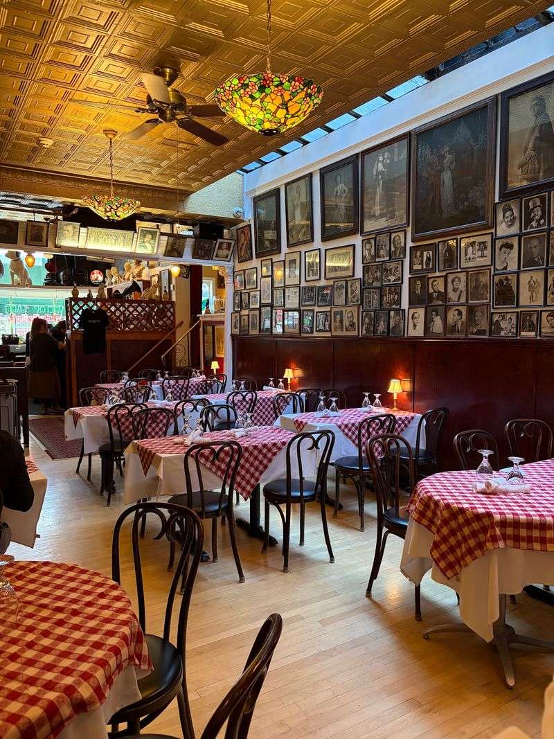 The Victor Café, Philadelphia, Pennsylvania The Victor Café, Philadelphia, Pennsylvania