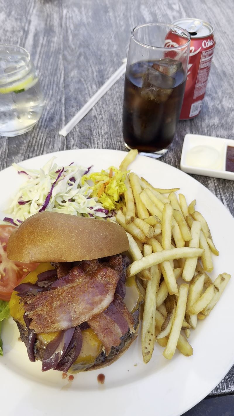 The Wagyu Burger Everyone Keeps Ordering The Wagyu Burger Everyone Keeps Ordering
