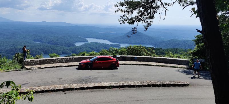 The Winding Drive Up the Mountain The Winding Drive Up the Mountain