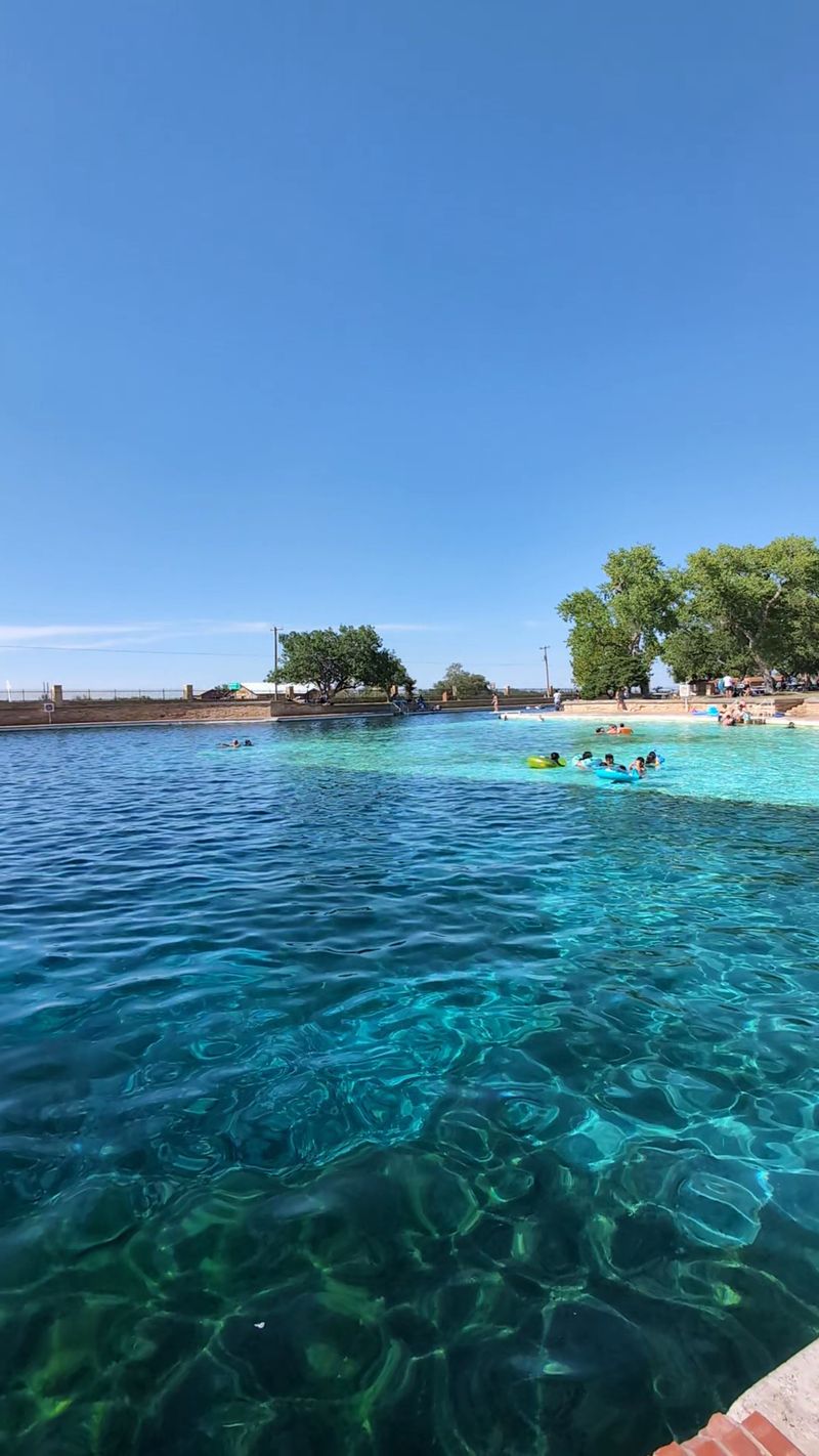 The World's Largest Spring-Fed Pool The World's Largest Spring-Fed Pool