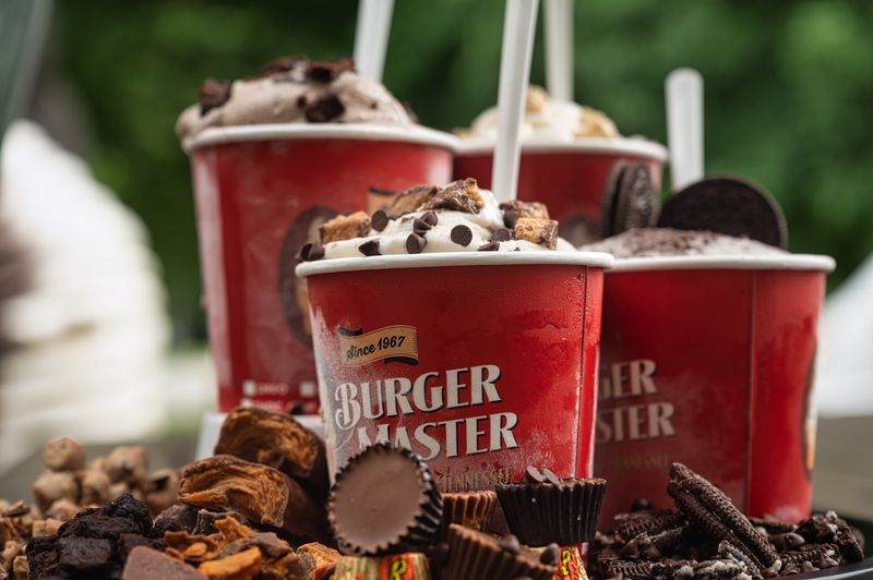 Thick Milkshakes You Can Eat With A Spoon Thick Milkshakes You Can Eat With A Spoon