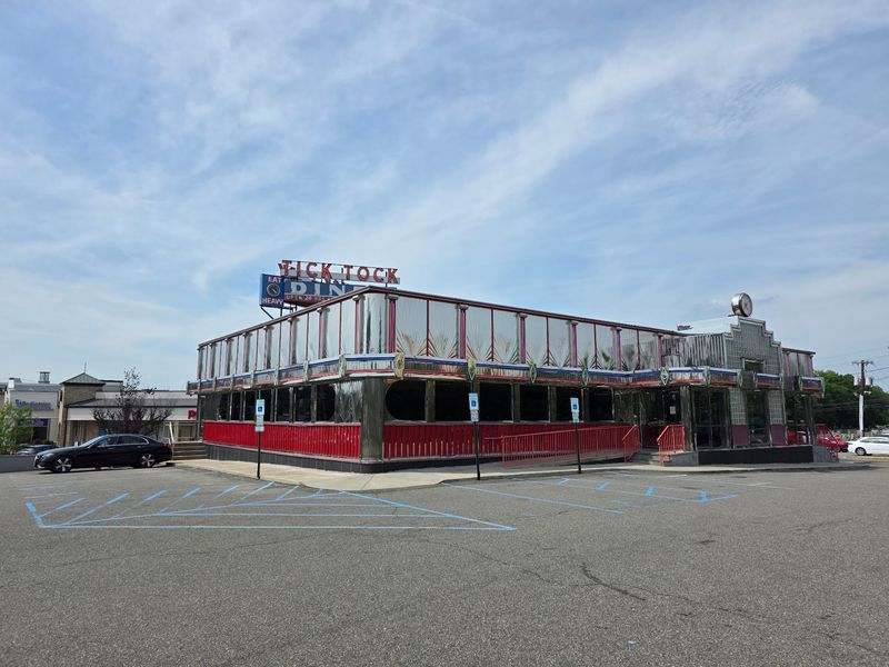 Tick Tock Diner, Clifton, New Jersey Tick Tock Diner, Clifton, New Jersey