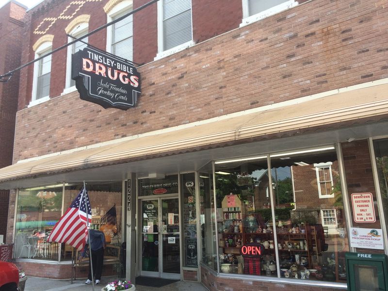 Tinsley-Bible Drug Co., Dandridge, Tennessee Tinsley-Bible Drug Co., Dandridge, Tennessee