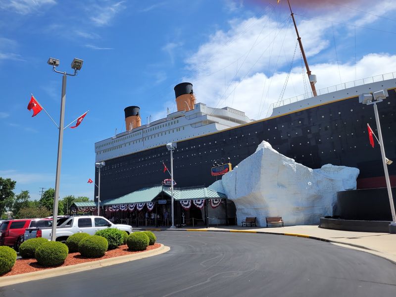 Titanic Museum Attraction, Branson, Missouri Titanic Museum Attraction, Branson, Missouri