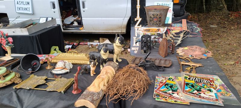 Tools, Antiques, and Nostalgic Finds Tools, Antiques, and Nostalgic Finds