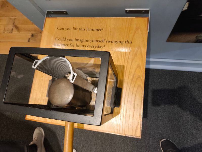 Try Lifting the Famous Gilding Hammer Yourself Try Lifting the Famous Gilding Hammer Yourself