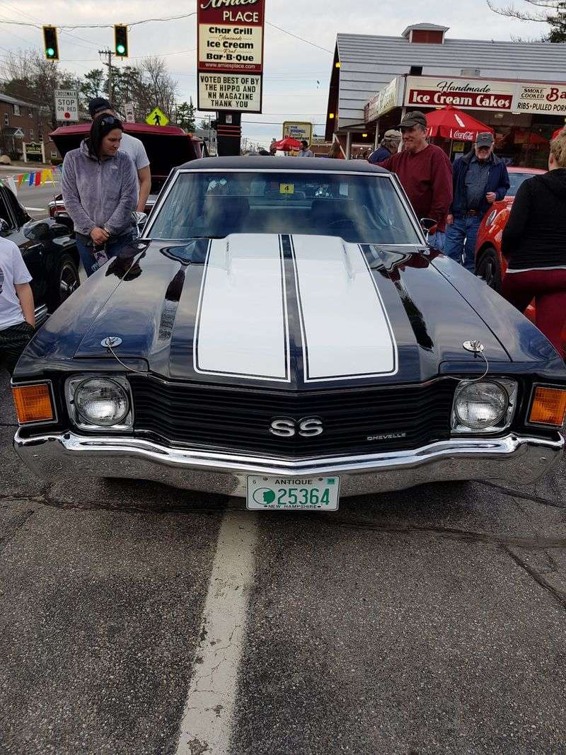 Tuesday Cruise Nights: Cars, Community, and Soft Serve Tuesday Cruise Nights: Cars, Community, and Soft Serve