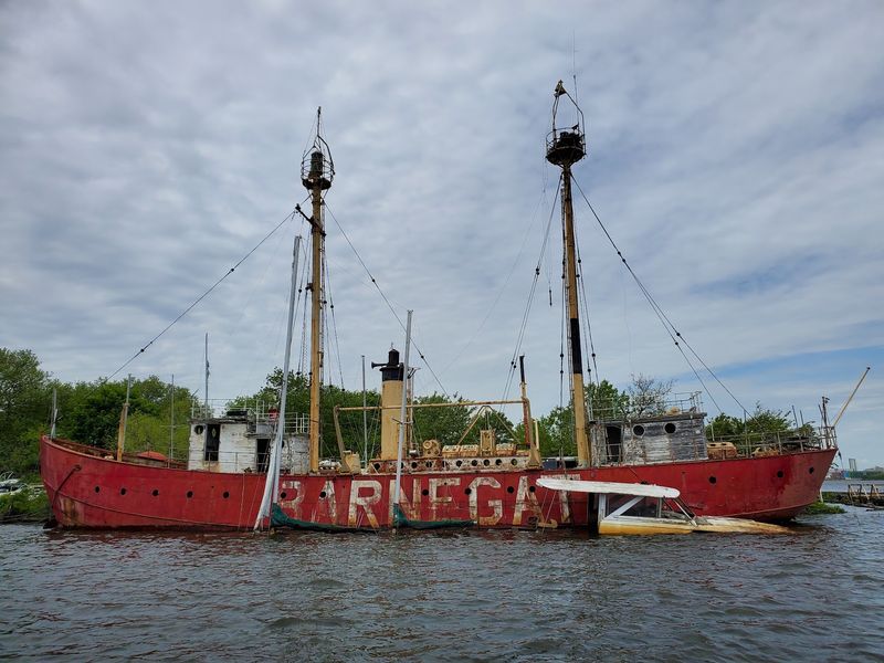 Two Masts That Still Do the Talking Two Masts That Still Do the Talking
