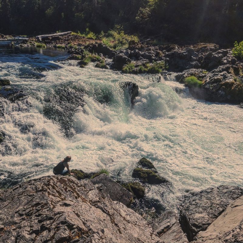 Umpqua River, Southwestern Oregon, United States Umpqua River, Southwestern Oregon, United States