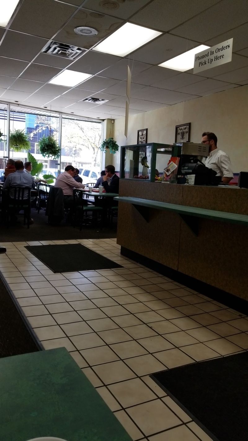 Value, Speed, and Why This Place Earns a 4.7 Rating