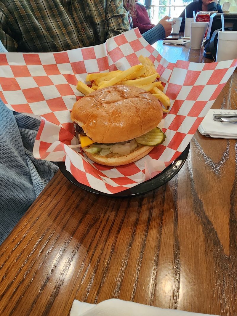 Venison Burgers and the Lunch Menu Highlights