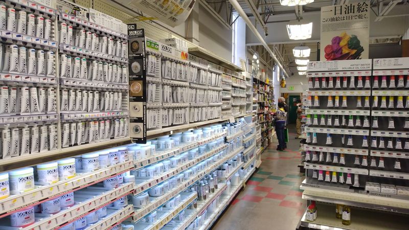 Watercolors and Gouache in Quantities You Rarely See Watercolors and Gouache in Quantities You Rarely See